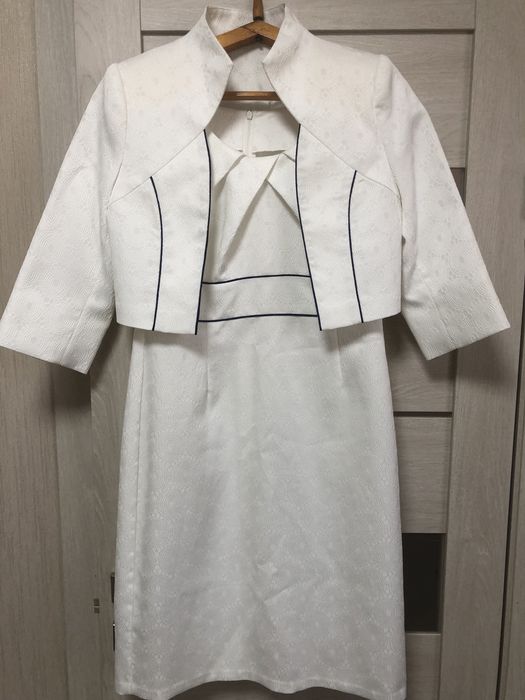 Плаття з коротким жакетом