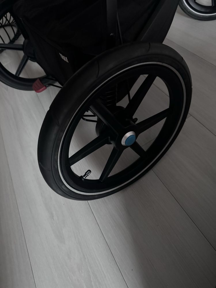 # Black wózek Thule urban glide 2 gondola i spacerówka z akcesoriami