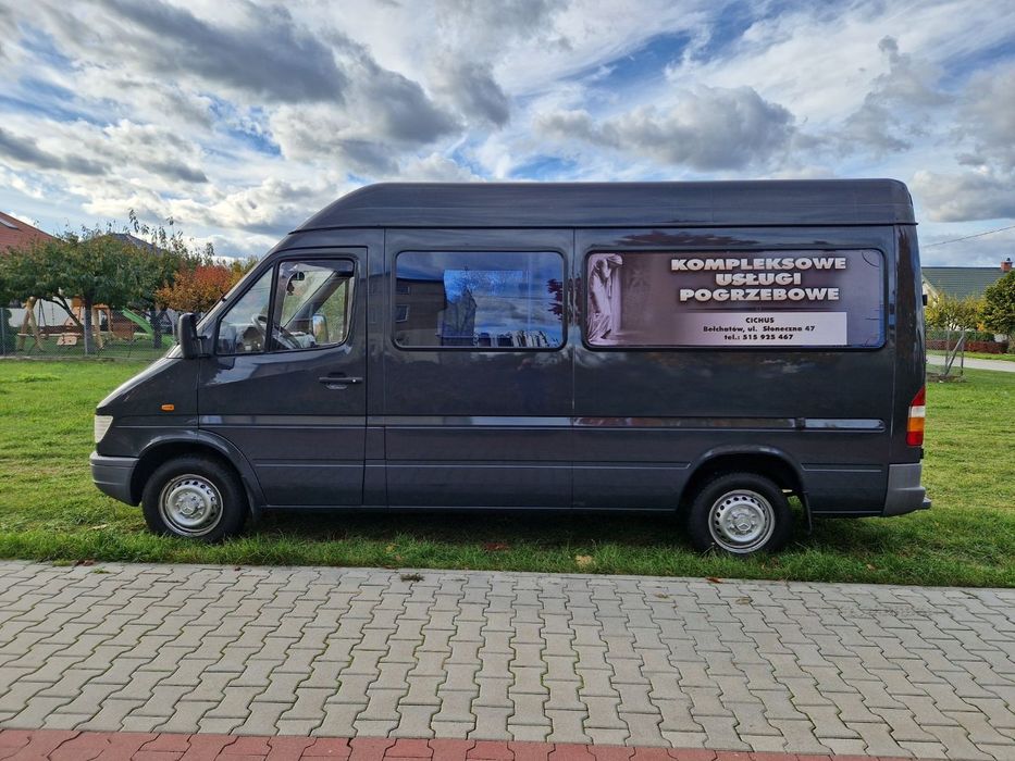 Karawan mercedes pogrzebowy