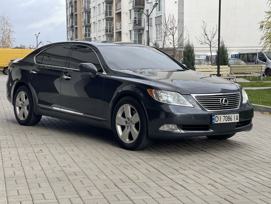 Продам Lexus LS 2007