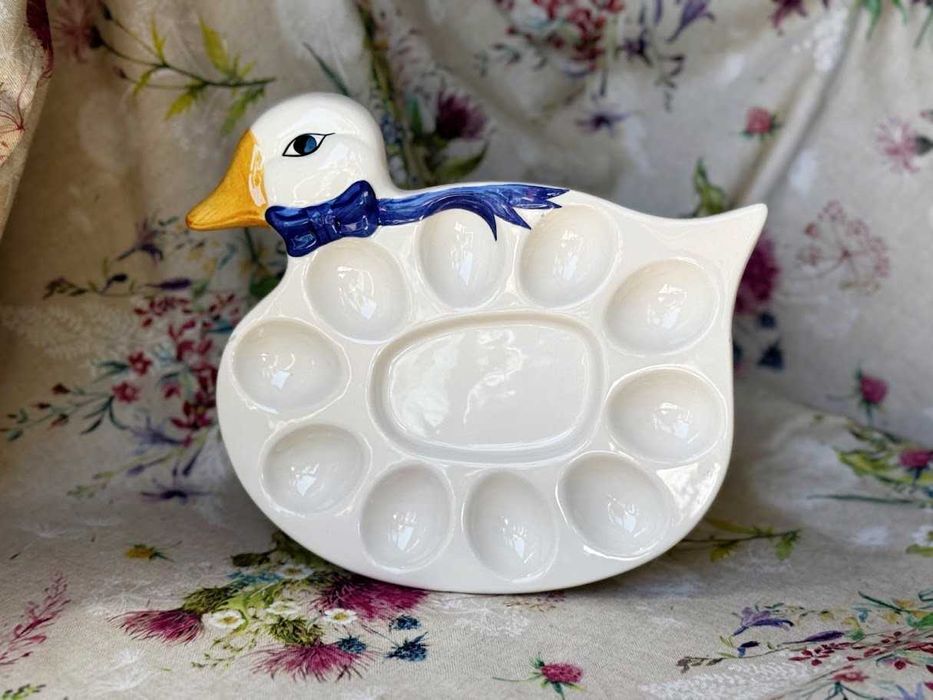 Patera na jajka w kształcie gąski