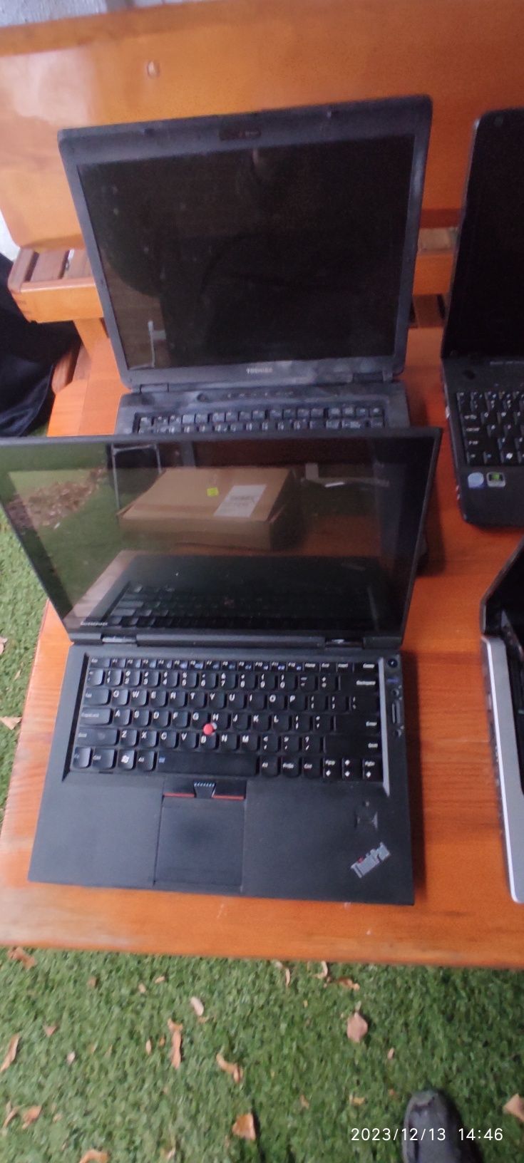 Pakiet laptopów sprawne i uszkodzone cena za całość 9sztuk