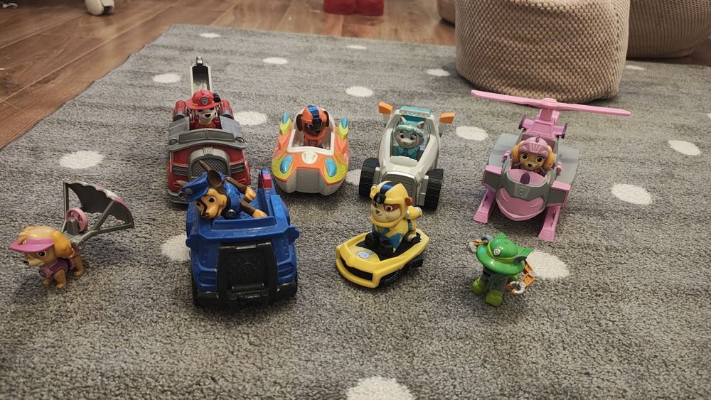 Psi patrol pieski z pojazdami