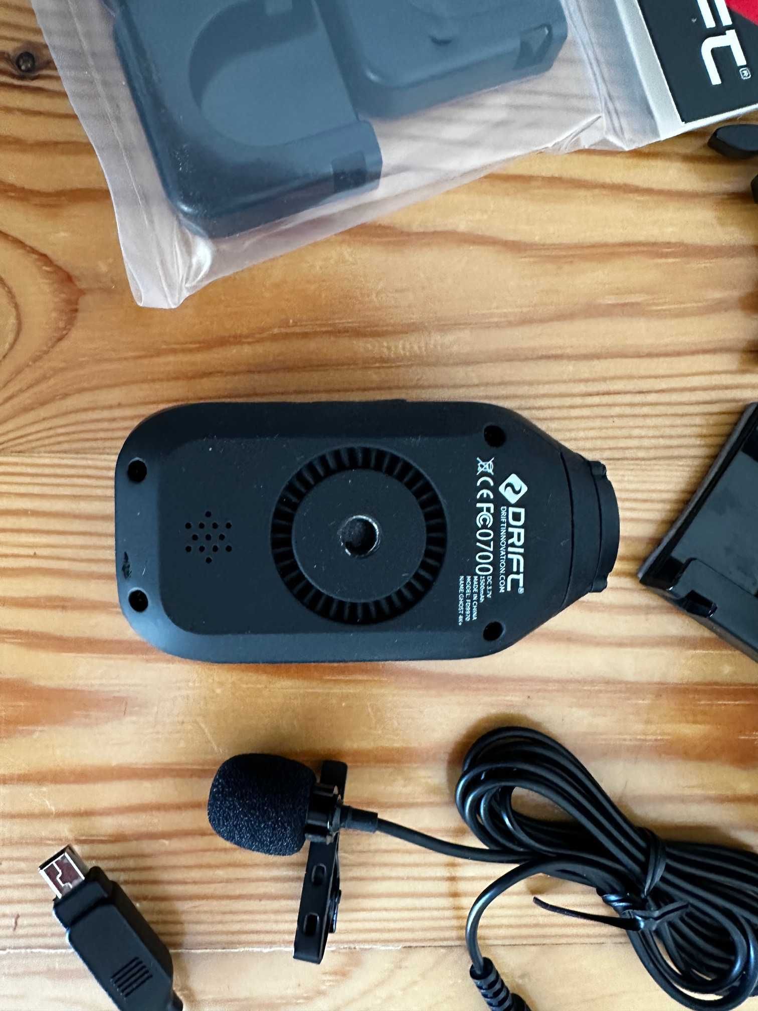 Camera de ação Drift Ghost 4K+ nova com acessórios
