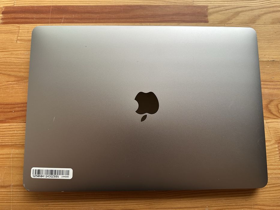 Laptop Apple MacBook pro 13 A2338 M2 16gb 512gb SSD space gray A+ Fv23