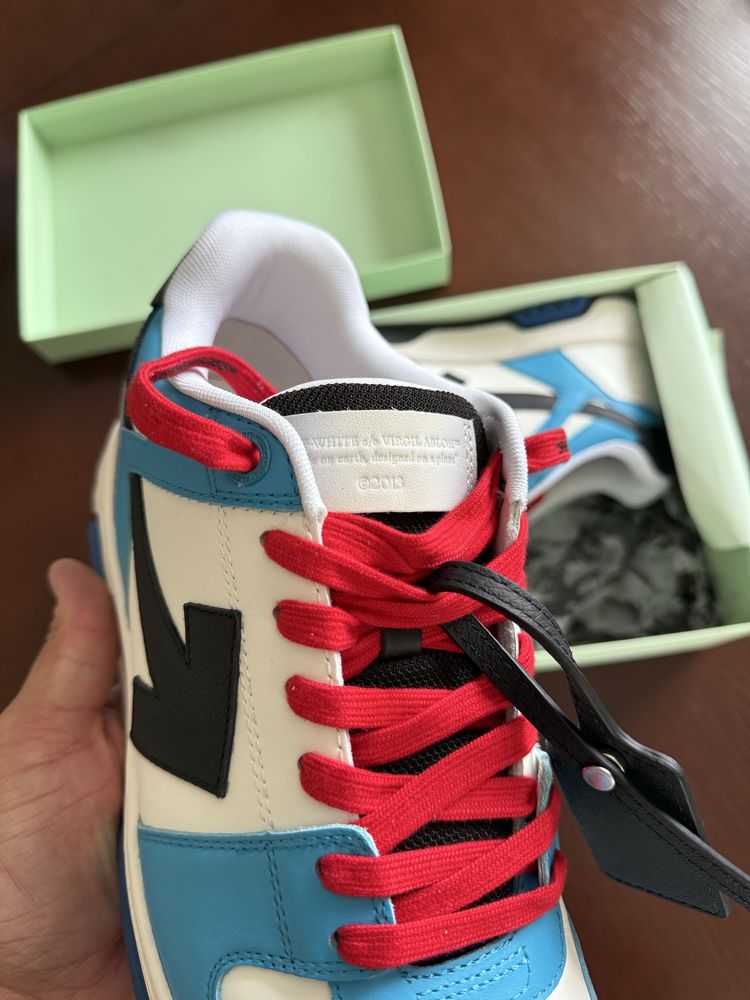 Off-White Out of Office 'White Blue Red' (11us/44it/29cm)
