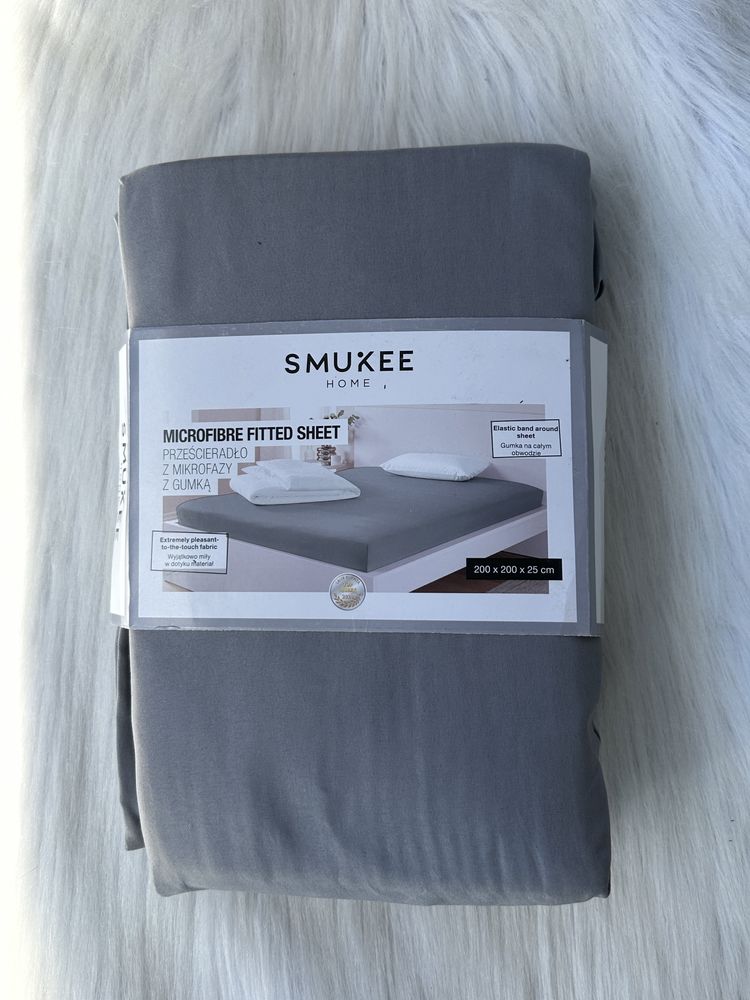 Nowe prześcieradło z mikrofazy z gumką Smukee 200x200
