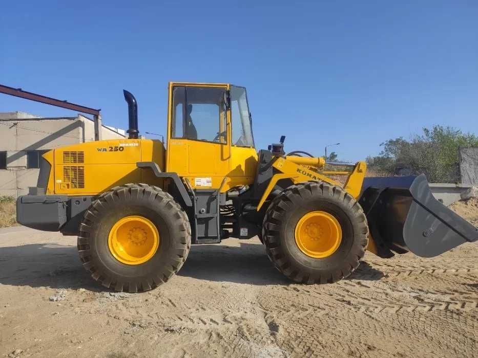 Погрузчик ковшовый KOMATSU WA-250-5L ФРОНТАЛЬНЫЙ ПРОДАЖ\Навантажувач