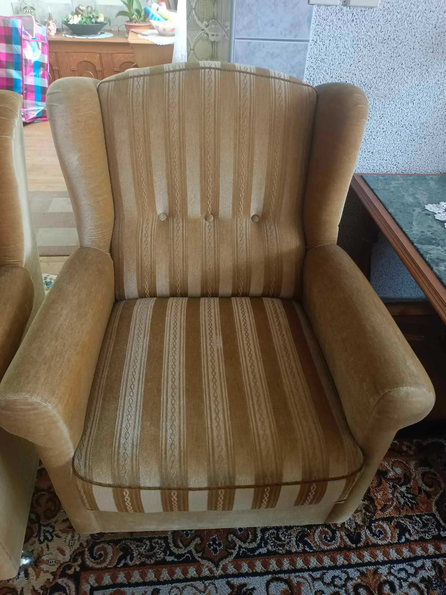 Komplet belgijski kanapa trójka + 2 fotele