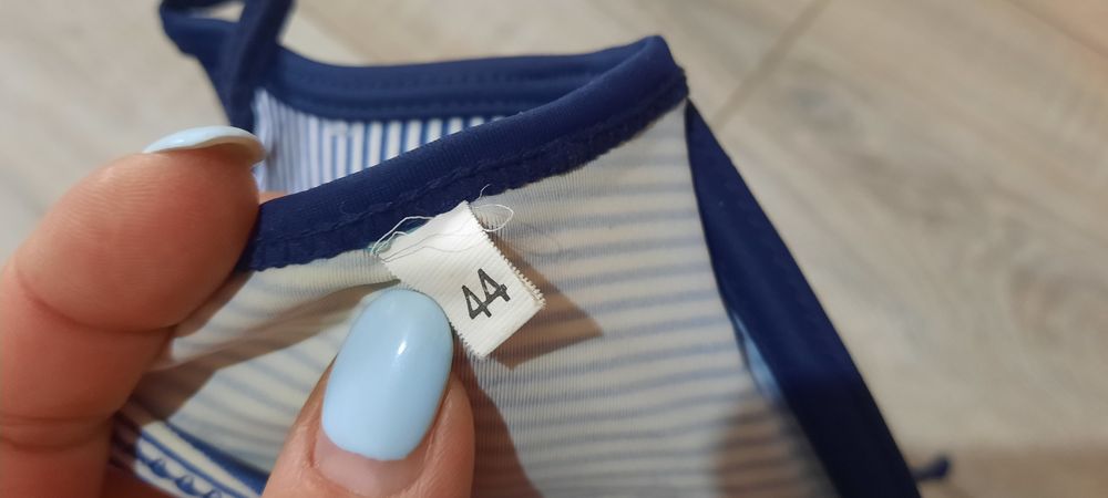 Продам купальник(верхня частина)