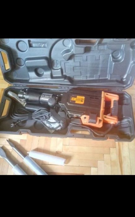 Відбійний молоток прокат оренда