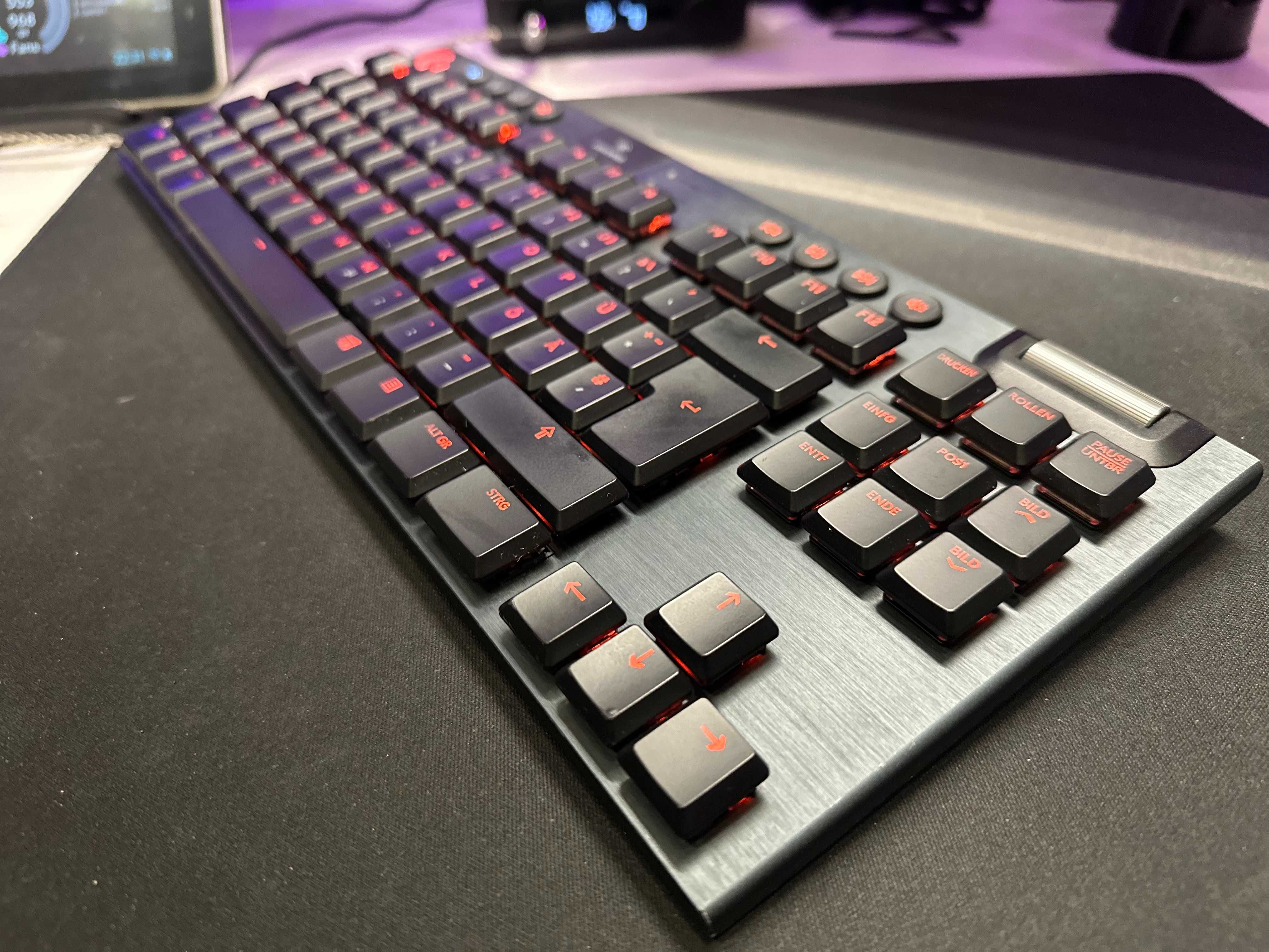 Logitech G915 TKL Lightspeed Wireless