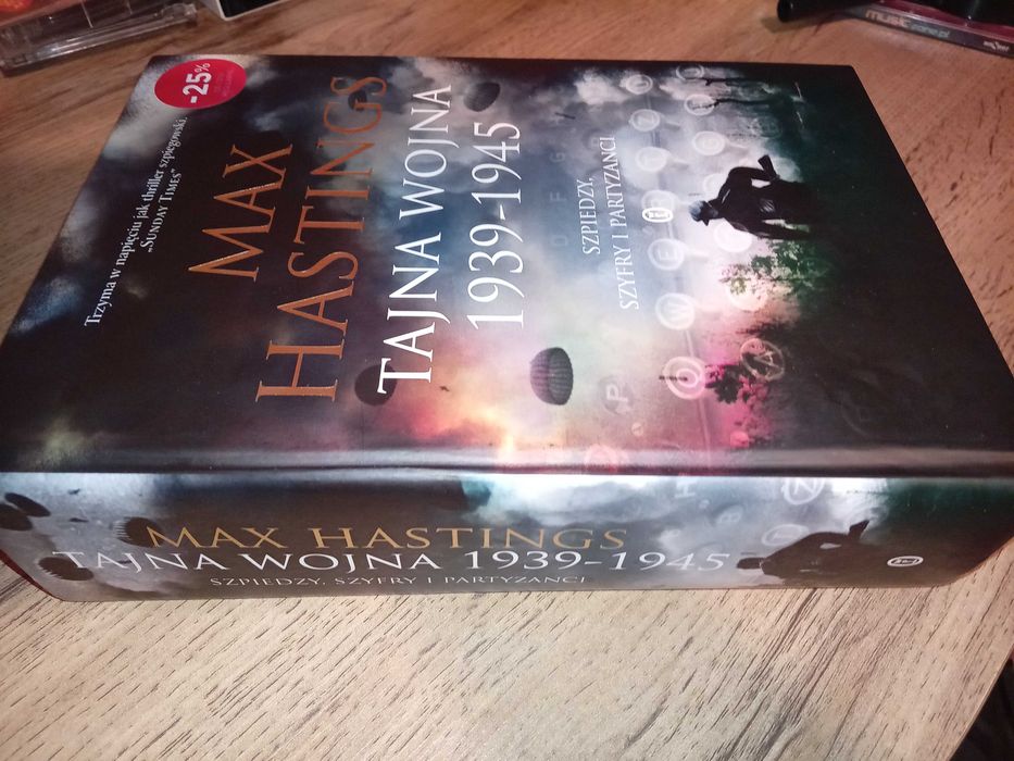książka Tajna wojna .Max Hastings