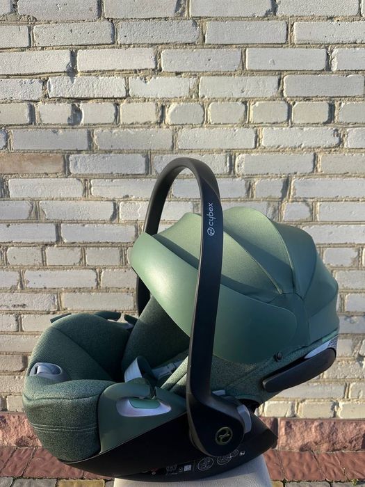 Автокрісло Cybex Cloud T i-Size Plus