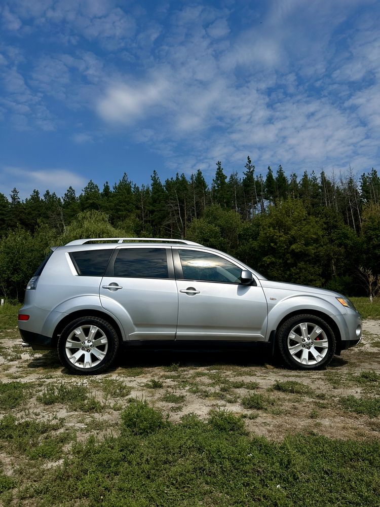 Mitsubishi Outlander XL 2008