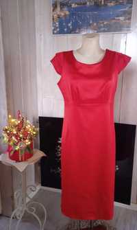Przepiękna elegancka czerwona sukienka a'la satyna idealna na święta w