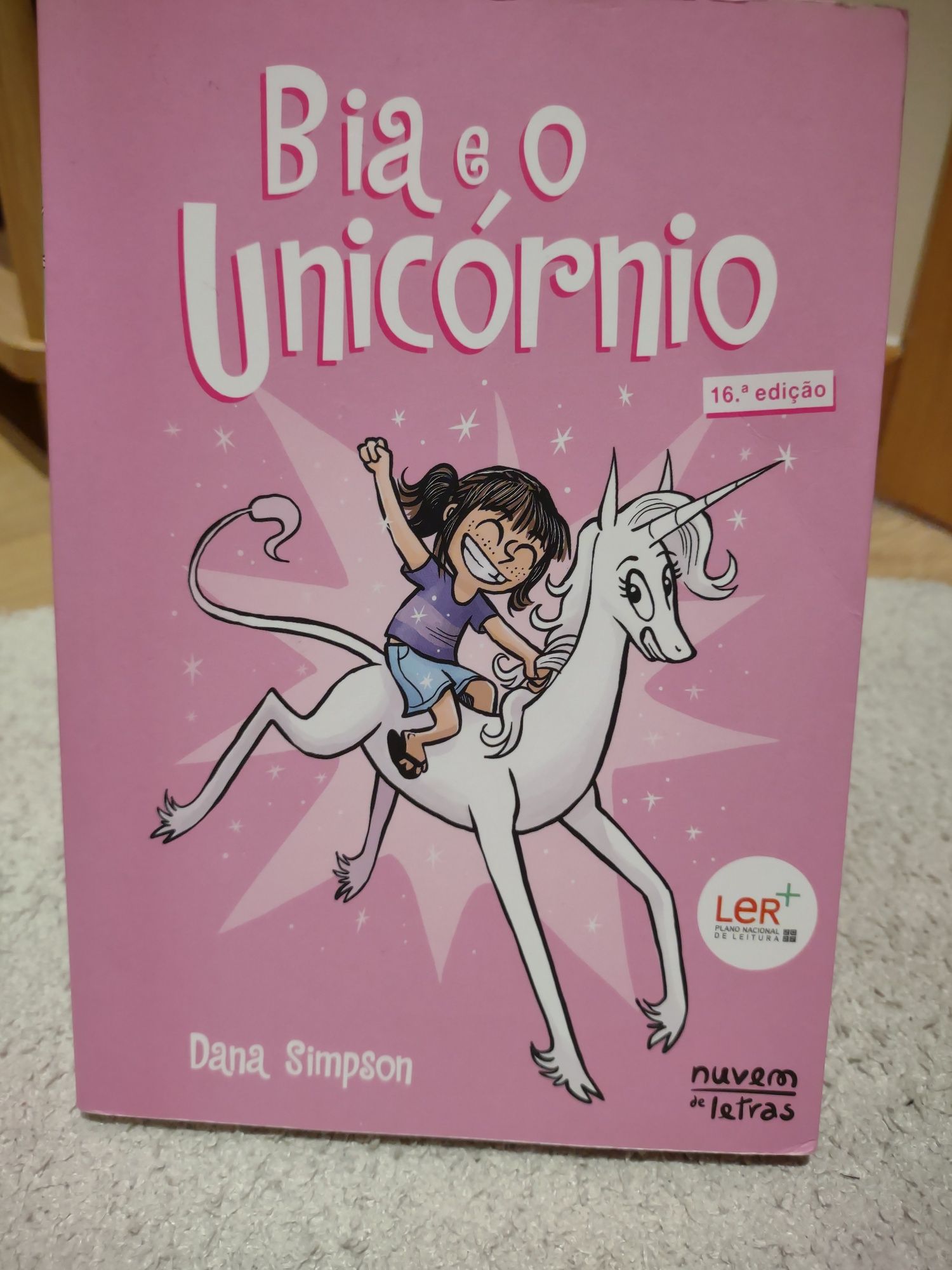 Livro Bia e o Unicórnio