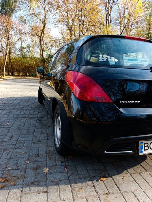 Peugeot 308 (2008) 1,6 бензин атмосфера