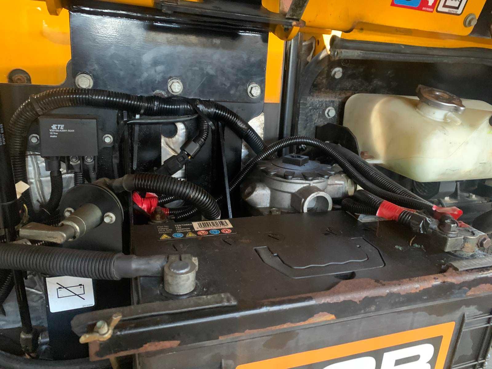 Мініекскаватор JCB 51R-1