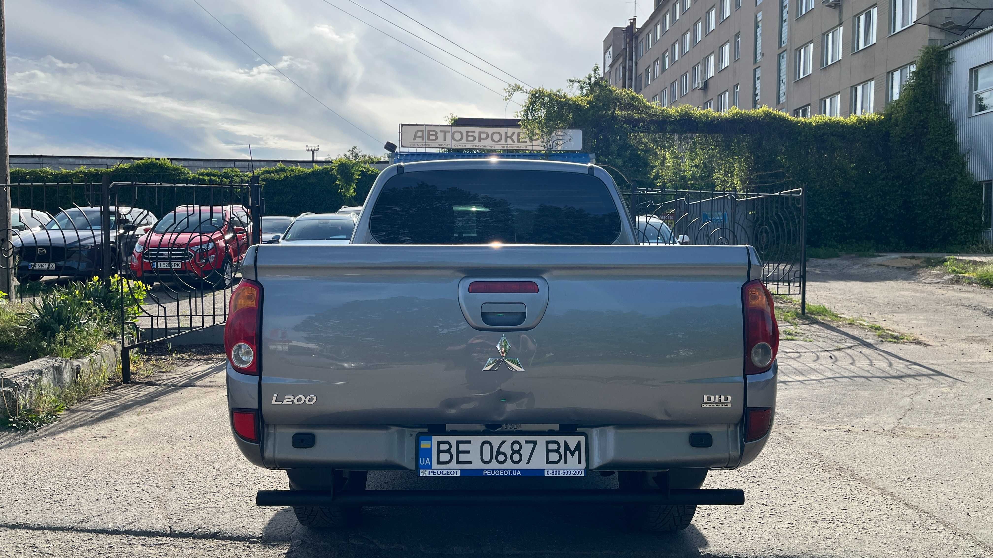 Продам  автомобіль Mitsubishi L200 TDI, 2014 г.в. Офіційний.