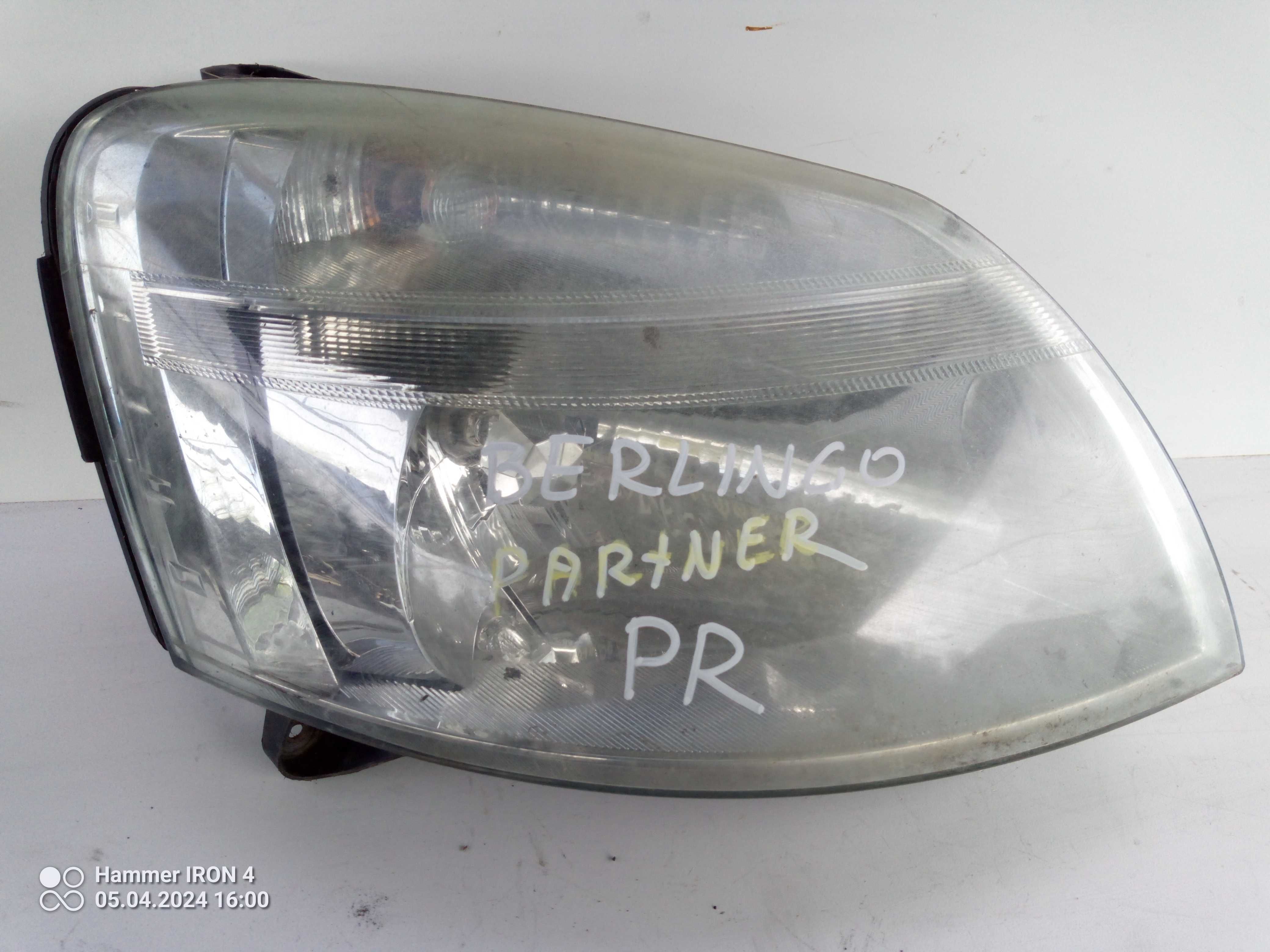 Lampa Citroen Berlingo Lift  LE PR