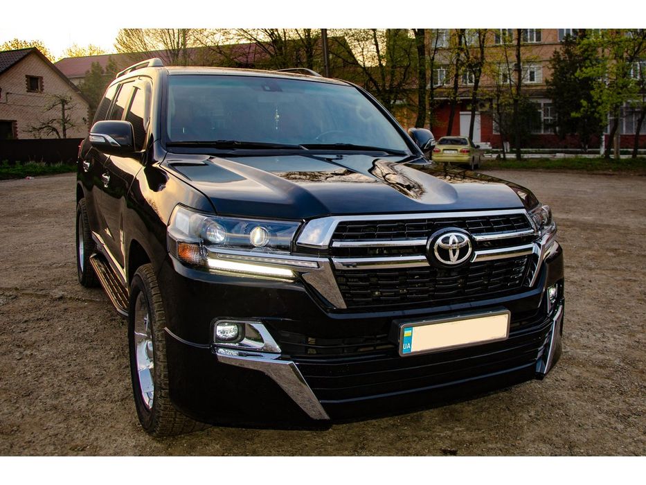 Комплект рестайлинга для Toyota Land Cruiser 200 2008-2015 Upgrade