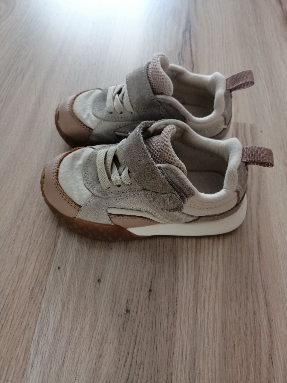 Zara buty adidasy sneakersy chłopięce r 23