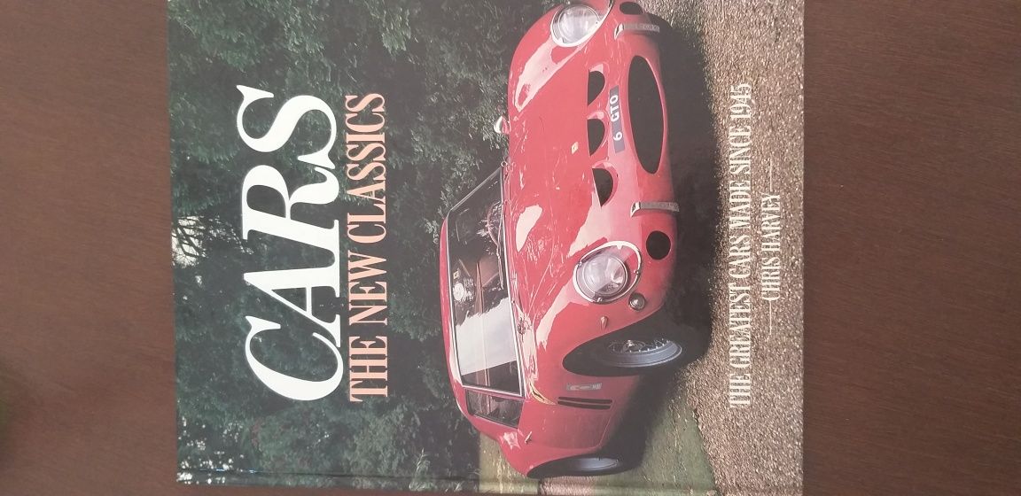 Album o klasycznych samochodach Cars the new classics
