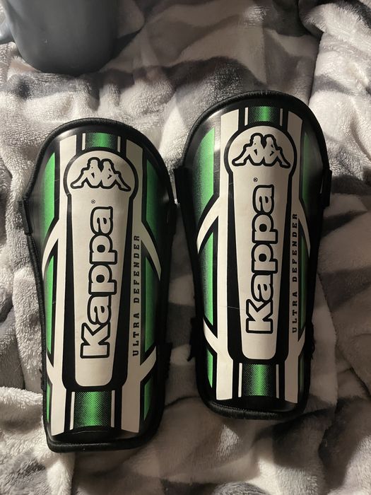 Nagolenniki Kappa dla chłopców 10-12 lat