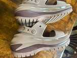 Nieużywane sandały Crocs mega crush W10