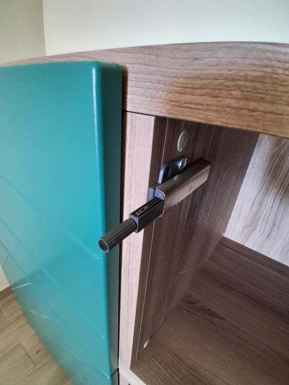 Móvel IKEA, modelo BESTÅ