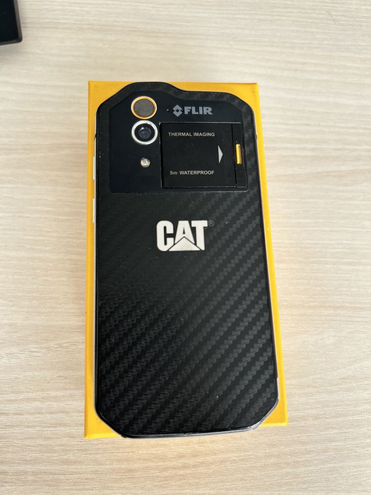 Cat S60 Built For It (usado)