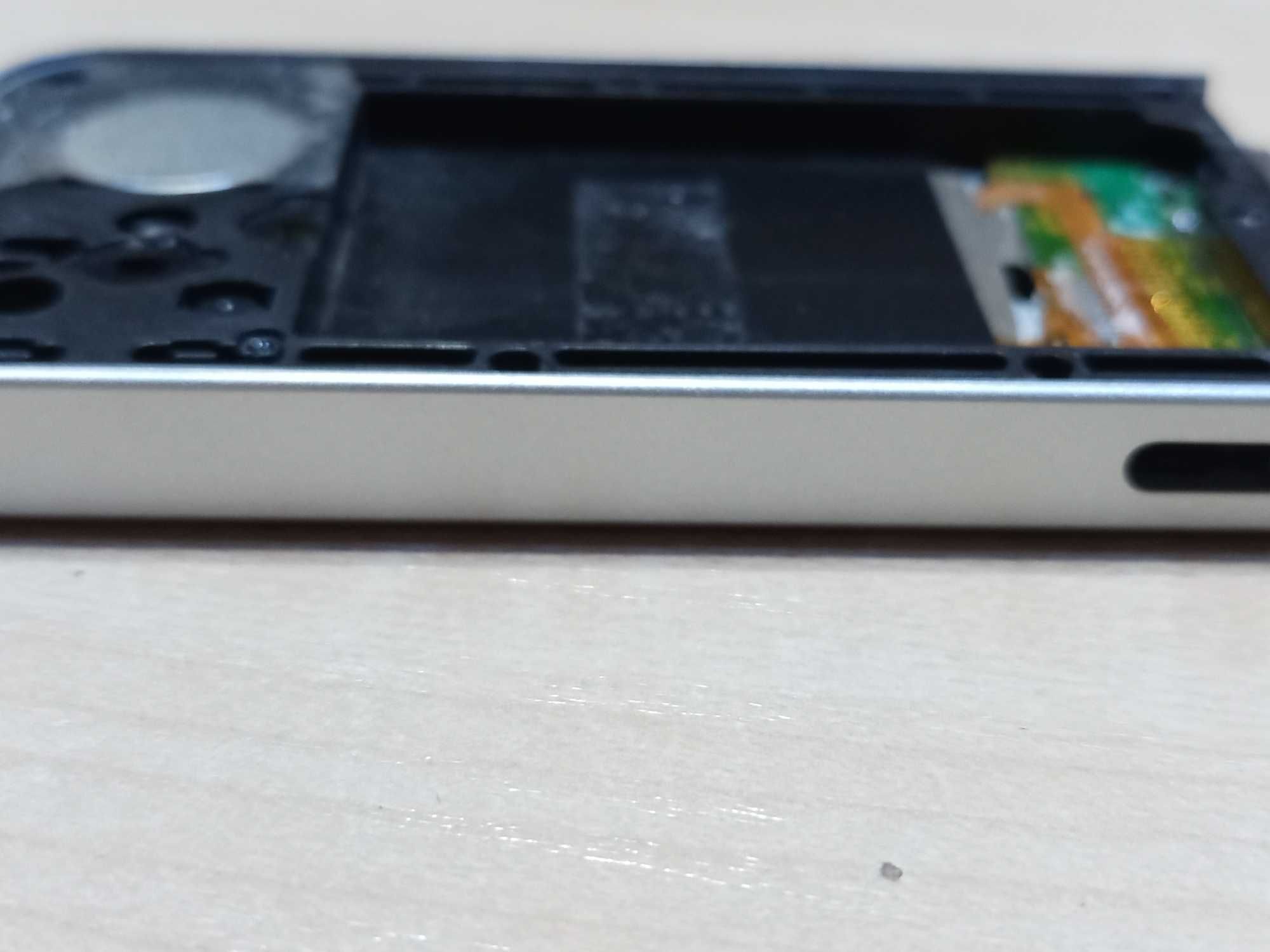 Телефон MKTEL M14 с четырьмя SIM-картами, экраном 2,4 дюйма