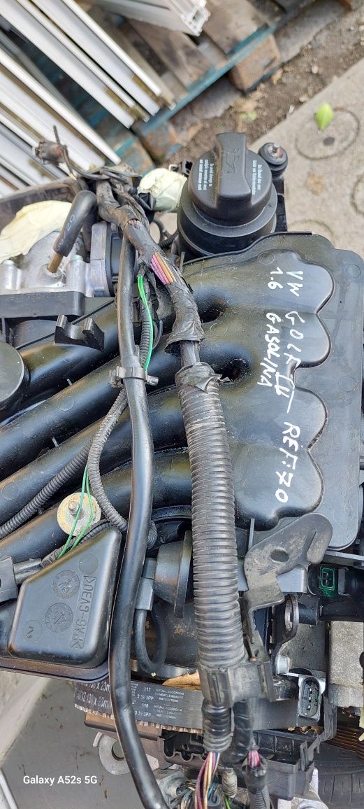 Motor VolksWagen Golf lV 1.6i gasolina boa mecânica tenho mais materia