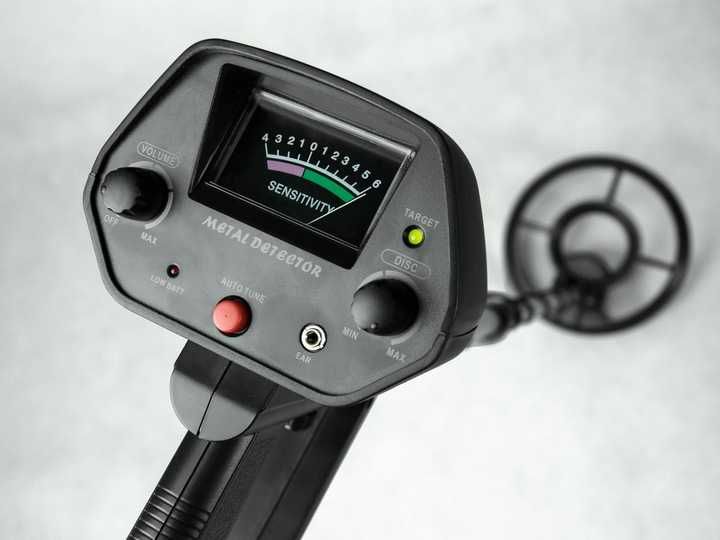 NOWY Wykrywacz Metali COBRA – Regulowana Długość, Komfort Użytkowania