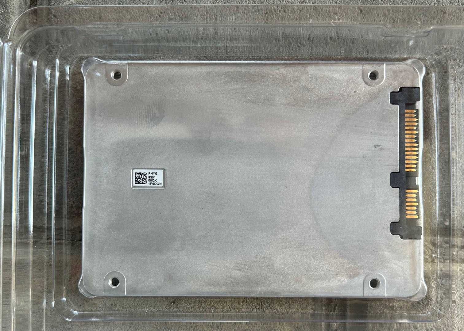 SSD диск 1.92TB SSD Intel D3-S4610-series
