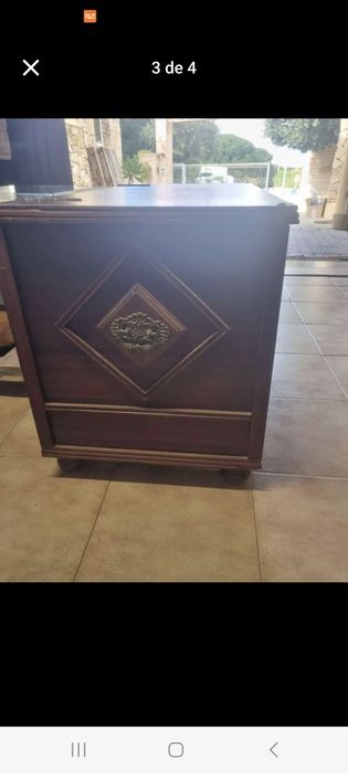 Arca/ baú em madeira