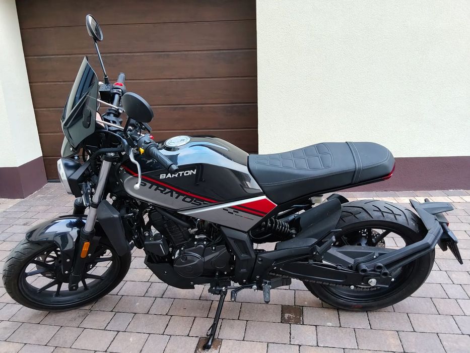 Barton Stratos Motocykl Barton Stratos 125cm 14KM kat.B Gwarancja 2 lata!