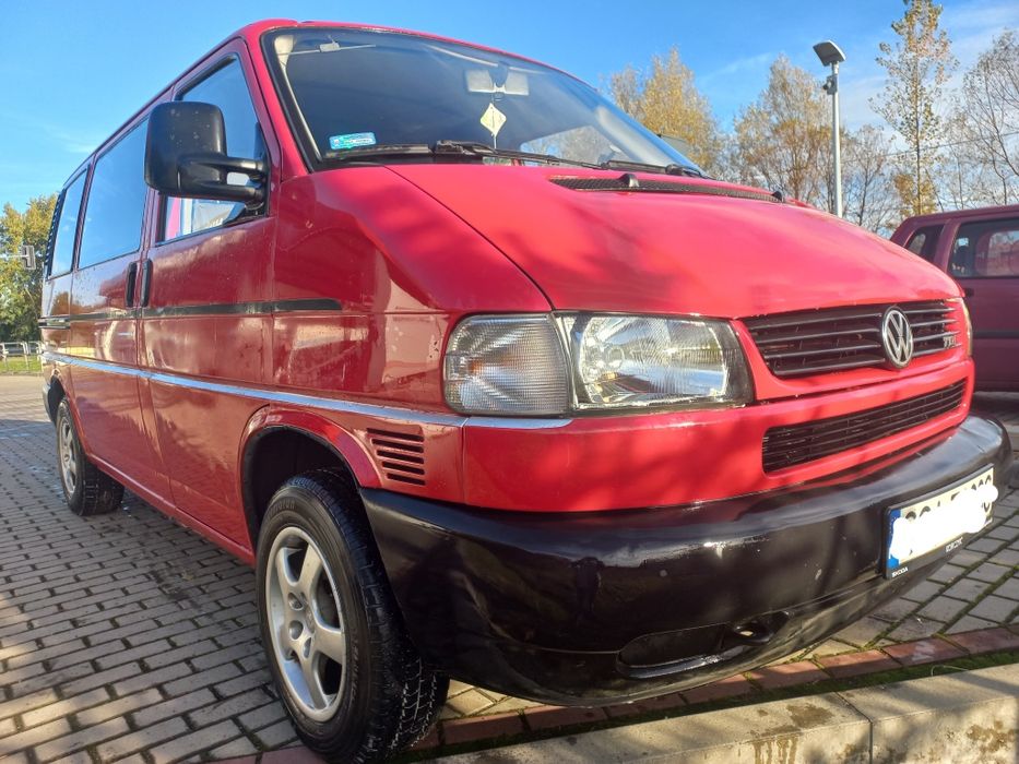 T4 z klima  karawela na 9 osob sprzedam