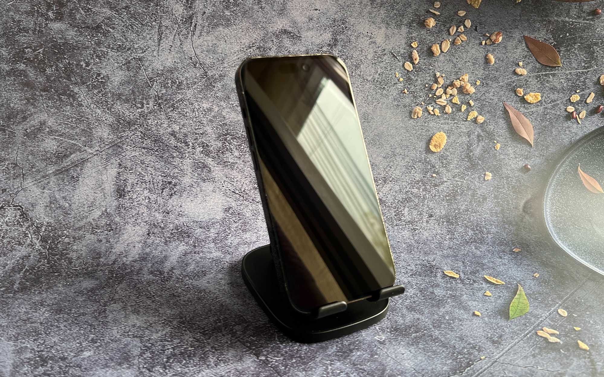 iPhone 14 Pro 128GB Space Black Neverlock. Чохол + скло у подарунок