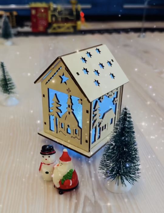 Різдвяна (новорічна) залізниця (музика, світло, дим, будинок, ялинки)