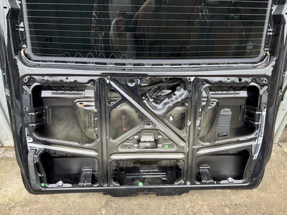 Ляда задня на Mercedes-Benz VITO W639.