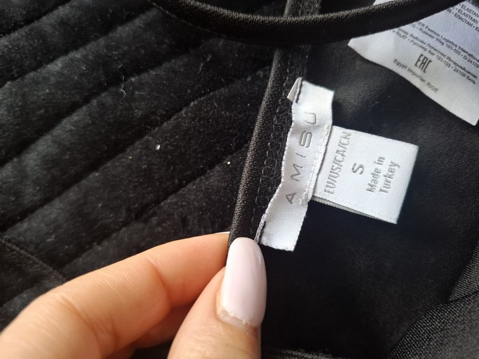 Crop top na ramiączkach