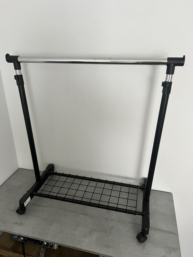 Stolik biurowy ikea