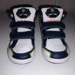Sprzedam adidasy policja