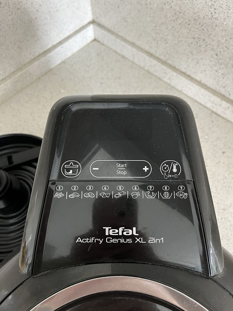 TEFAL Air Fryer Actifry Genius XL (1.7 L - Preto)