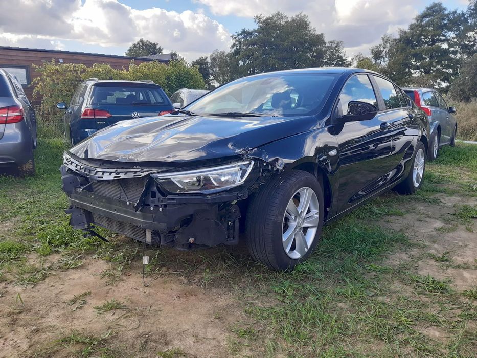 Opel Insignia 2018 Serwisowany. Niski przebieg.