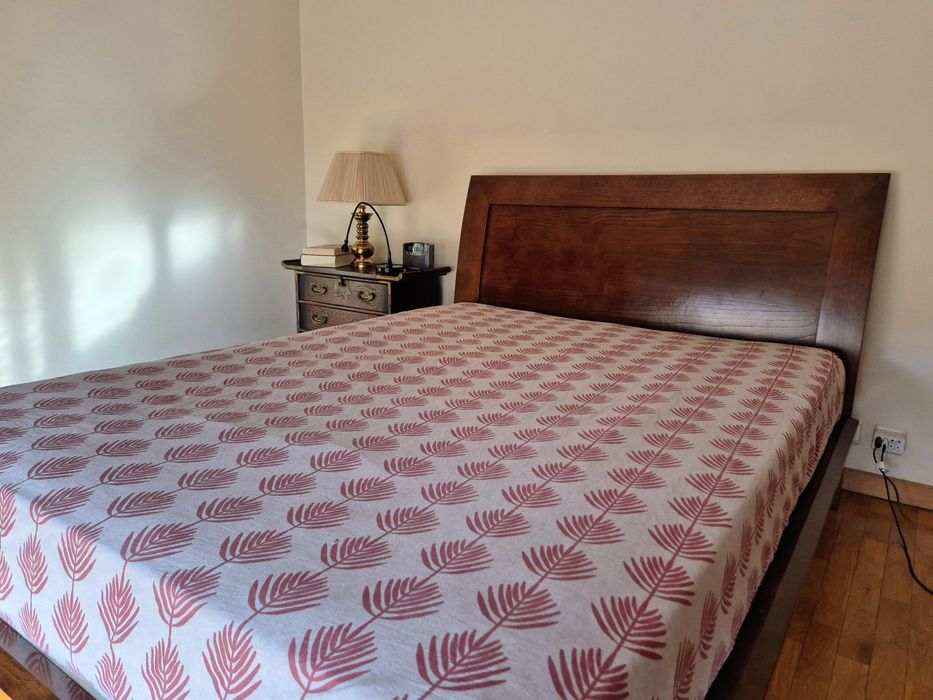 Cama de casal madeira