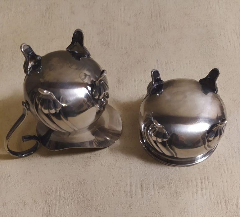 Cukierniczka + mlecznik na tacy W/62.