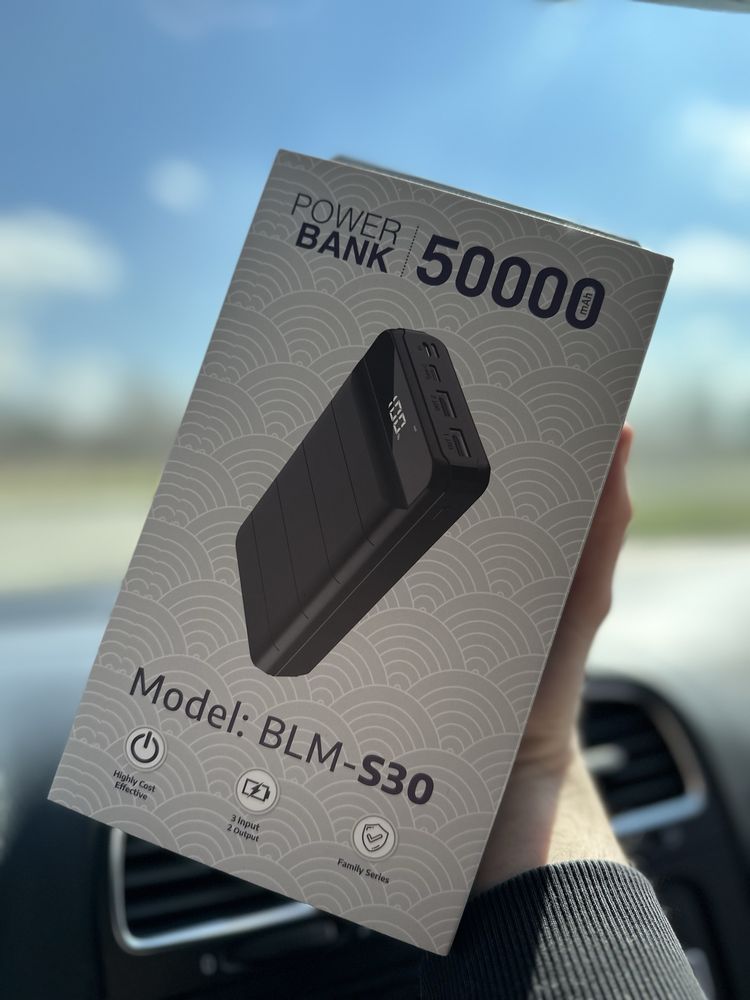 Продам павербанк новий на 50000 mAh Powerbak Bolomi